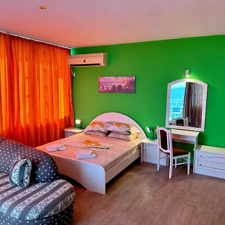 Jackie Guest house *